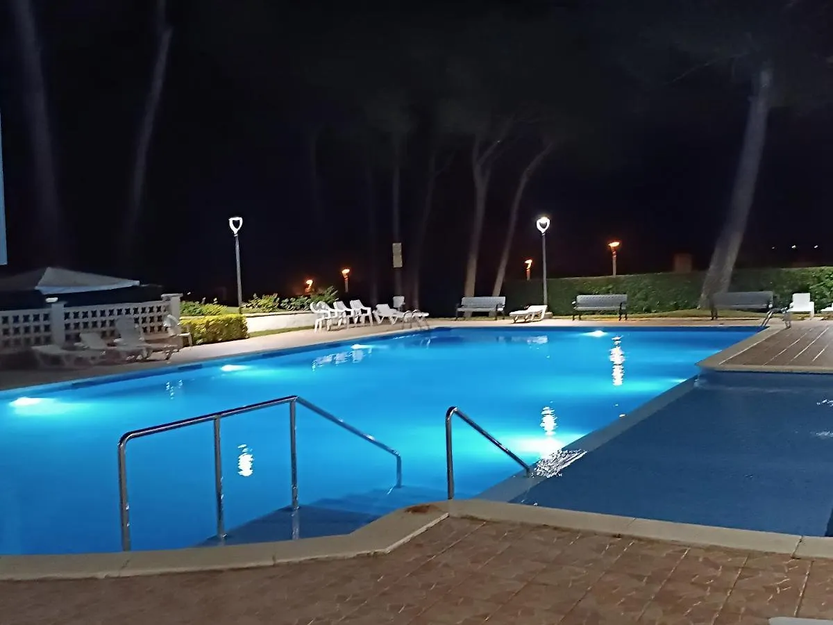 Beach & Flowers Free Parking Salou 0*,
