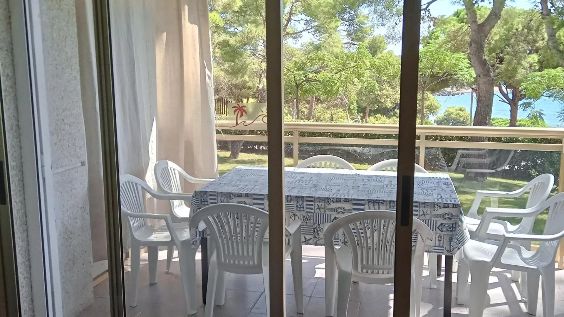 Apartment Beach & Flowers Free Parking Salou Spain